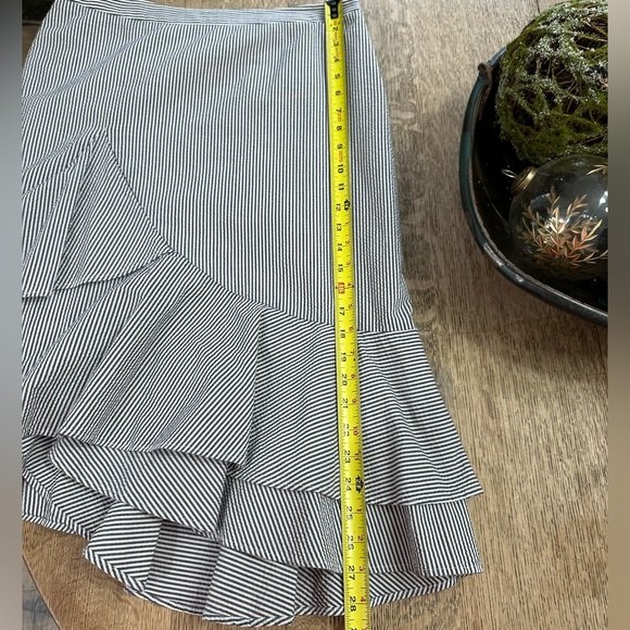 Banana Republic Striped Seersucker High Low Ruffle Hem Lined Midi Skirt size 6 - Picture 14 of 16
